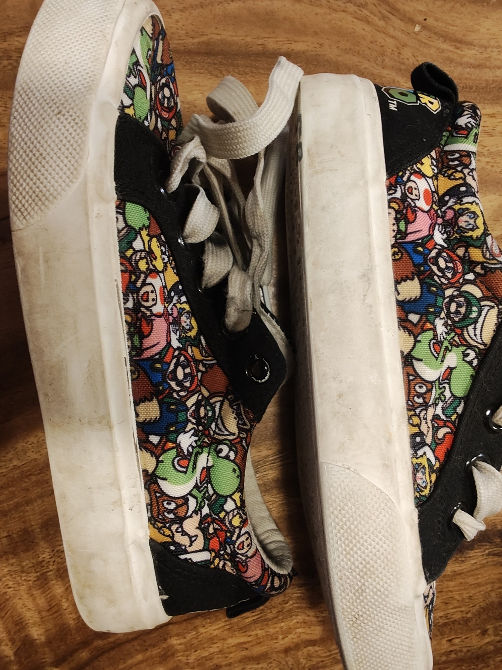 Super Mario Kids Multicolor Canvas Sneakers - Playful Character Print